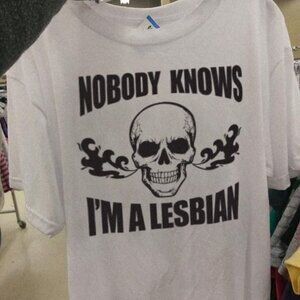 Nobody Knows I'm A Lesbian T shirt